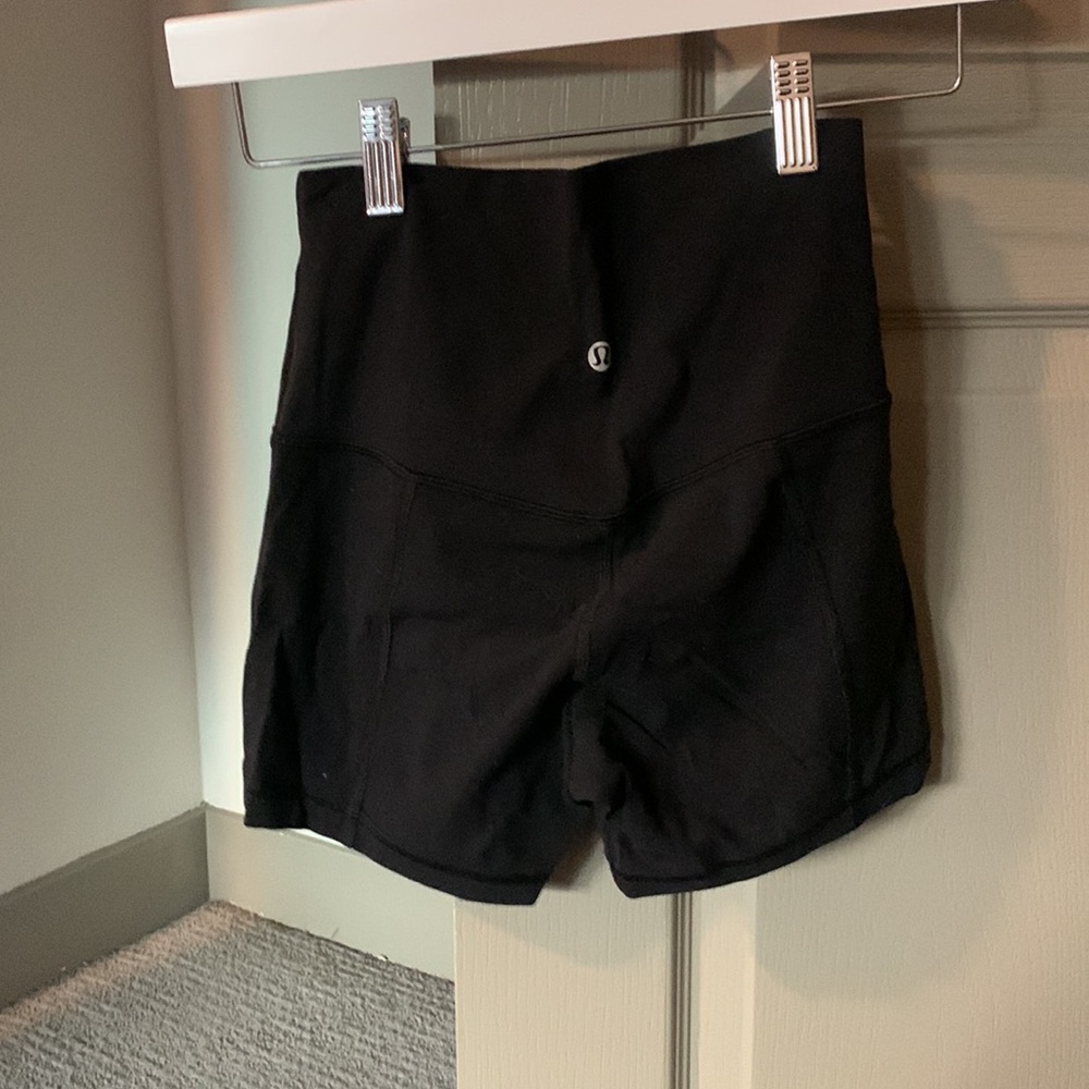 Lululemon high rise Align short 4”